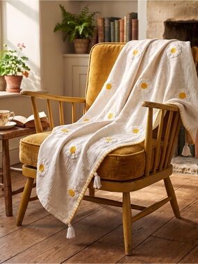 RACHEL ZOE Floral Embroidered Throw Blanket